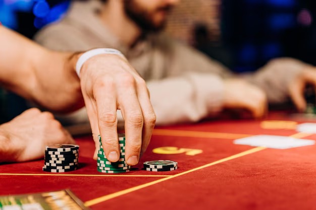 777singa Android app interface showing live-dealer table lobby